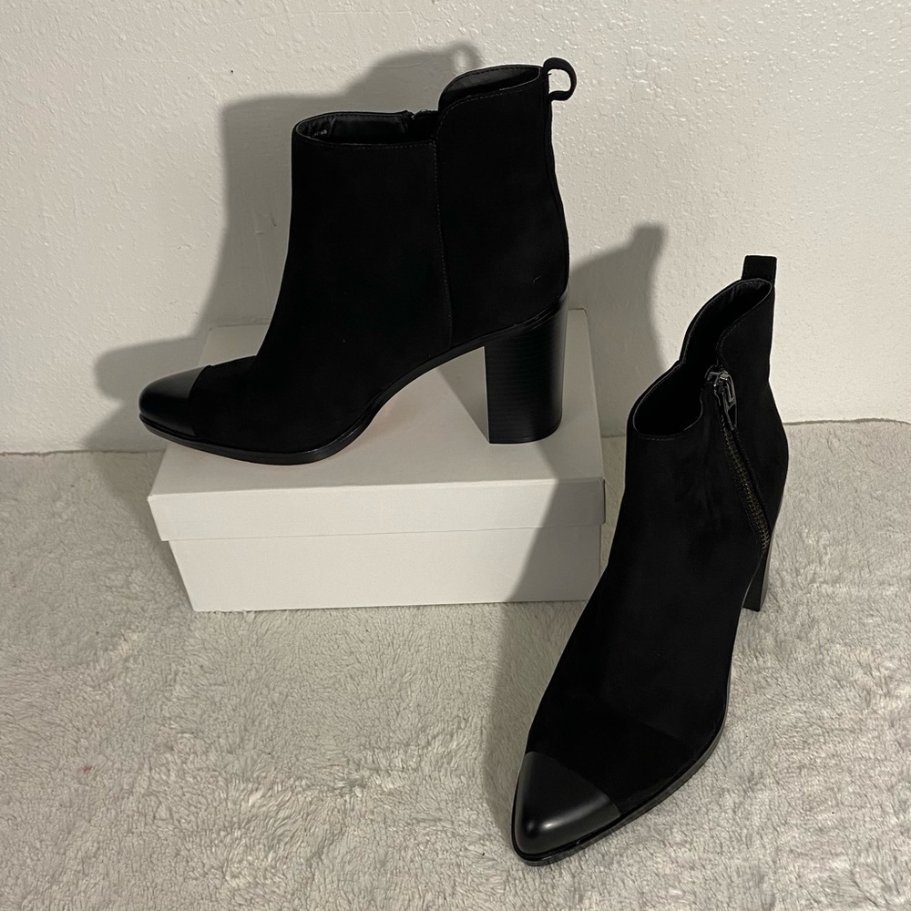 New Katy Perry The Zaina Black Microsuede Bootie Women’s Size 11M